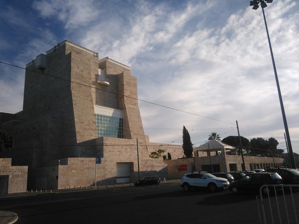 リスボンSun House Belem - Free Parking And View Towerアパートメント エクステリア 写真